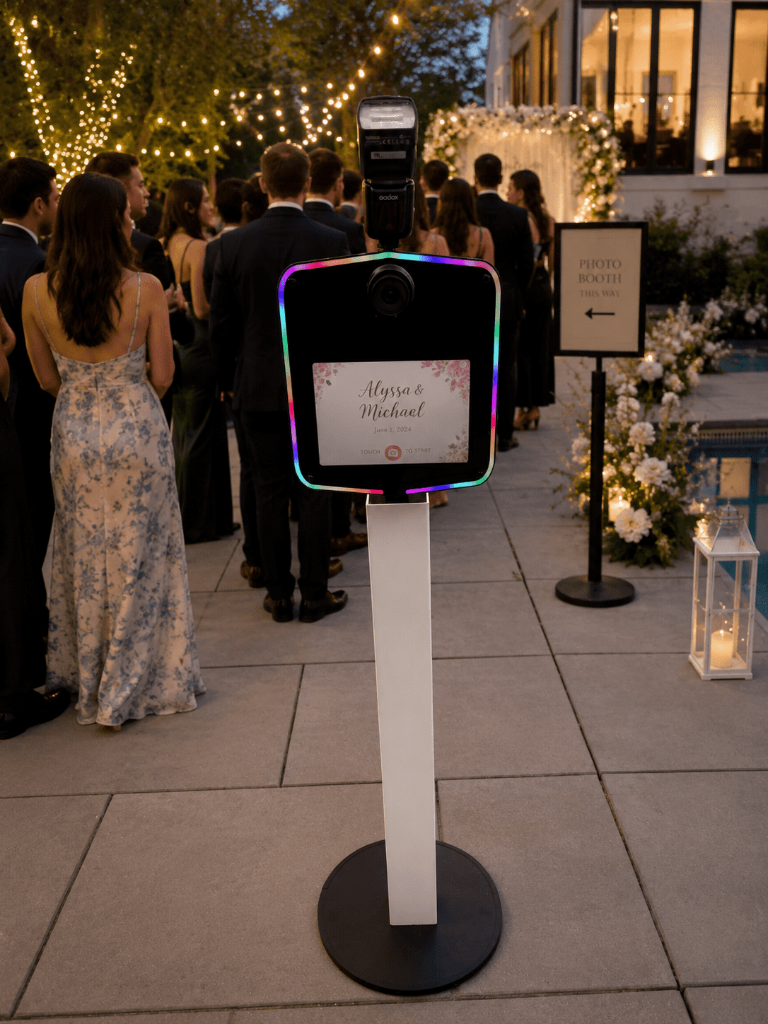 Digital photo booth touchscreen